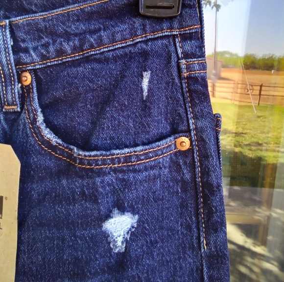 NWT Womens 501 Levi's Original Cropped jeans - Picture 6 of 13